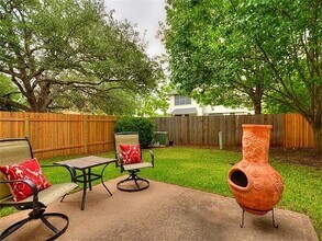 13219 Marrero Dr. in Austin, TX - Foto de edificio - Building Photo