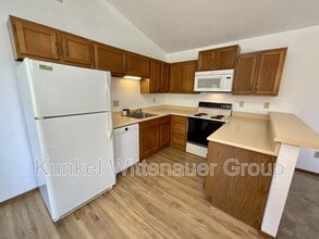 166 Eagle Ridge in O'Fallon, IL - Building Photo - Building Photo