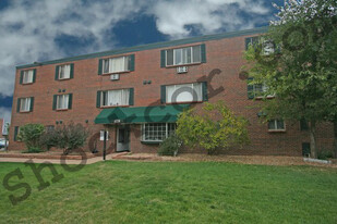 825s Apartments