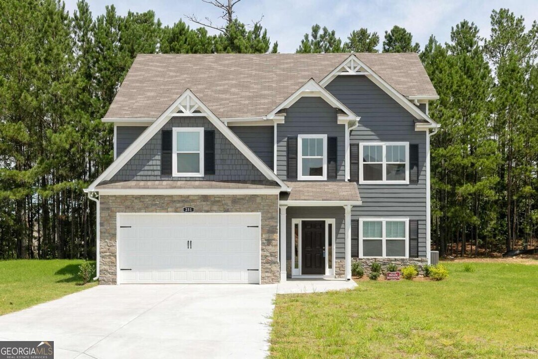 251 Belmont Ln in Dallas, GA - Building Photo