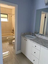 16891 SW 92nd Ct in Palmetto Bay, FL - Building Photo - Building Photo