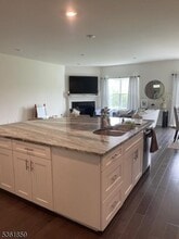 23 Colgate Dr in Morristown, NJ - Building Photo - Building Photo