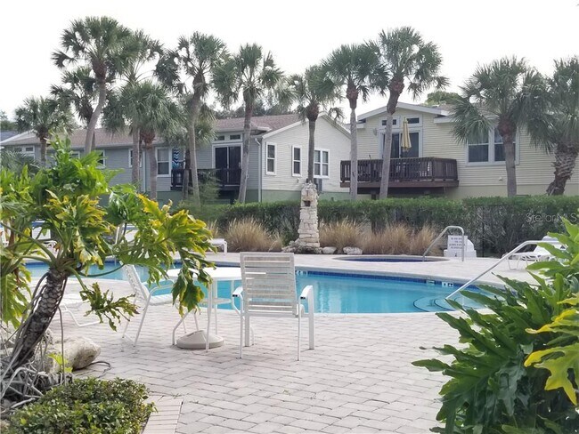 4970 Marina Palms Dr in Port Richey, FL - Building Photo - Building Photo