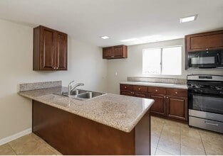 626 Bismark Ave in Ventura, CA - Building Photo - Building Photo