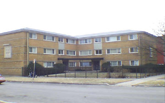 8101 S Maryland Ave Apartments