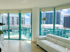6000 Indian Creek Dr in Miami Beach, FL - Building Photo - Building Photo
