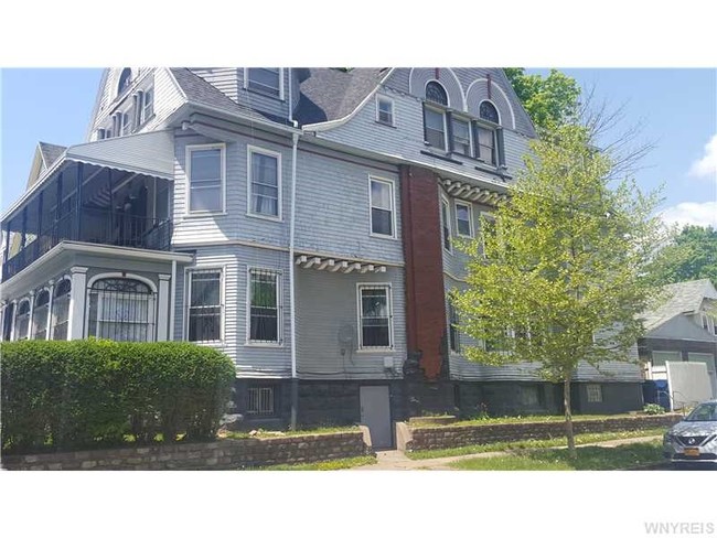 82 Northampton St in Buffalo, NY - Building Photo - Building Photo