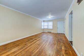 1426 Akron Dr in St. Louis, MO - Building Photo - Building Photo