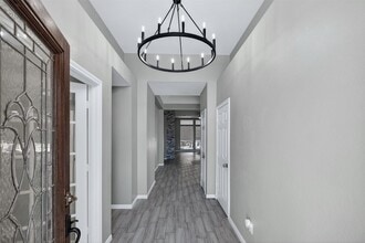 4726 Meadows Edge Ln in Houston, TX - Building Photo - Building Photo