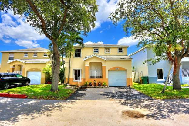 7265 SW 42nd Ct in Davie, FL - Building Photo - Building Photo