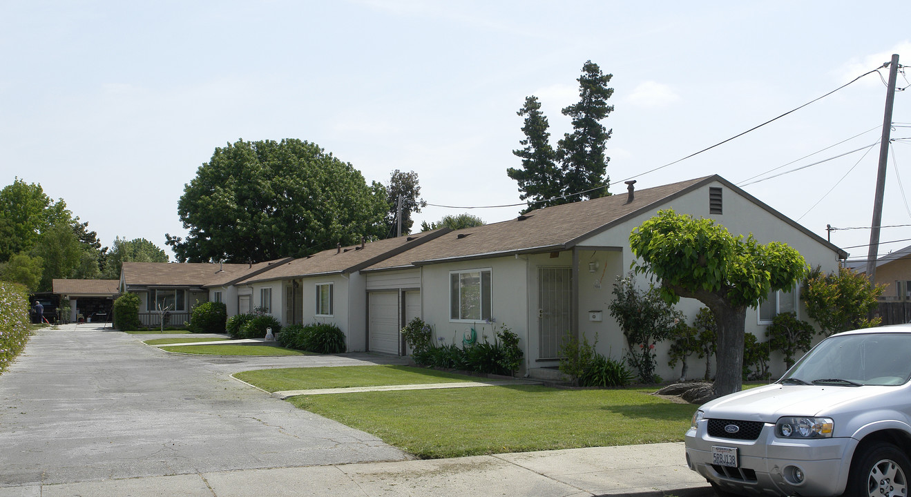 19066 Lowell Ave in Hayward, CA - Building Photo