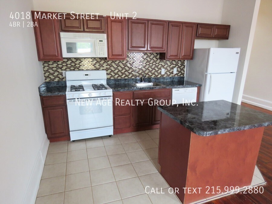 4018 Market St, Unit Unit 2 in Philadelphia, PA - Building Photo