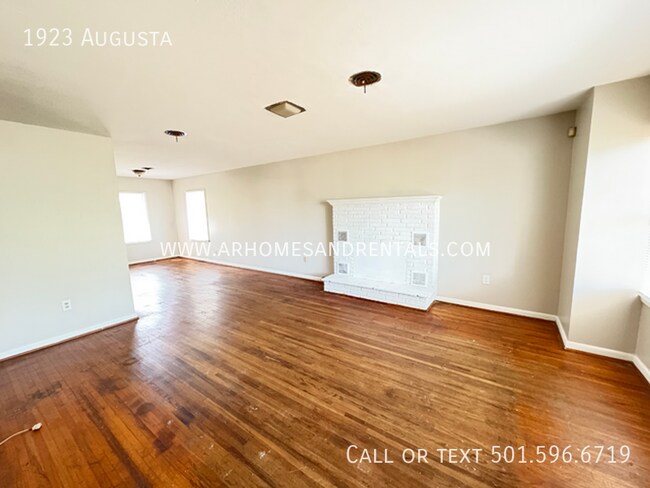 1923 Augusta St in North Little Rock, AR - Building Photo - Building Photo