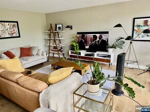 3 Horizon Rd in Fort Lee, NJ - Building Photo - Building Photo