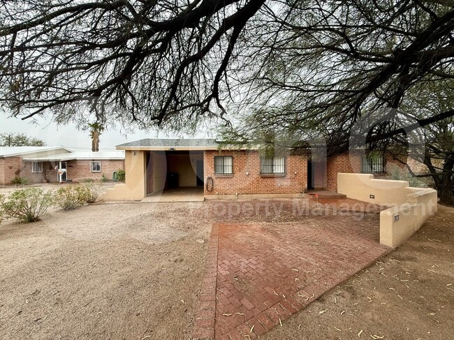 6260 E 2nd St in Tucson, AZ - Building Photo - Building Photo
