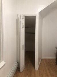 136 W 31st St photo'