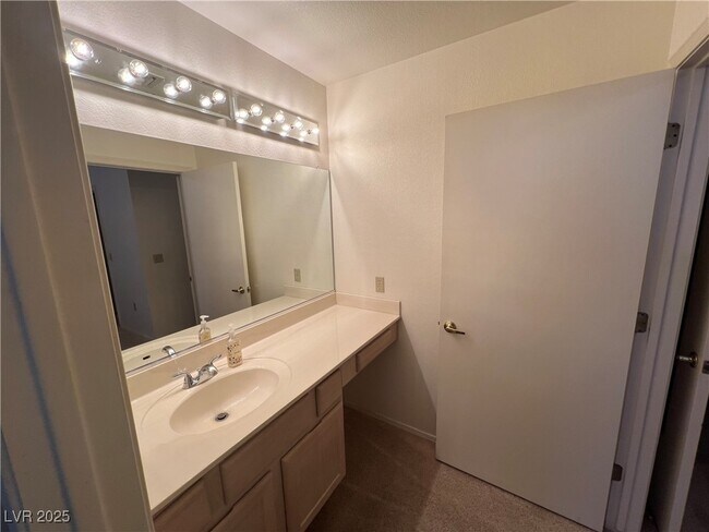 property at 2516 Sunup Dr