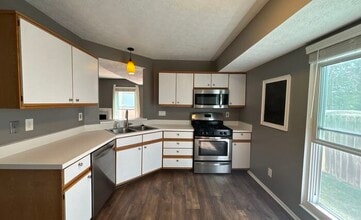 3439 Rosburg Dr in Columbus, OH - Building Photo - Building Photo