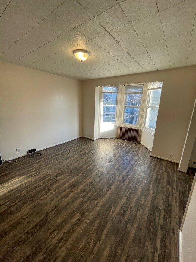 950 William St Rentals in Elizabeth, NJ