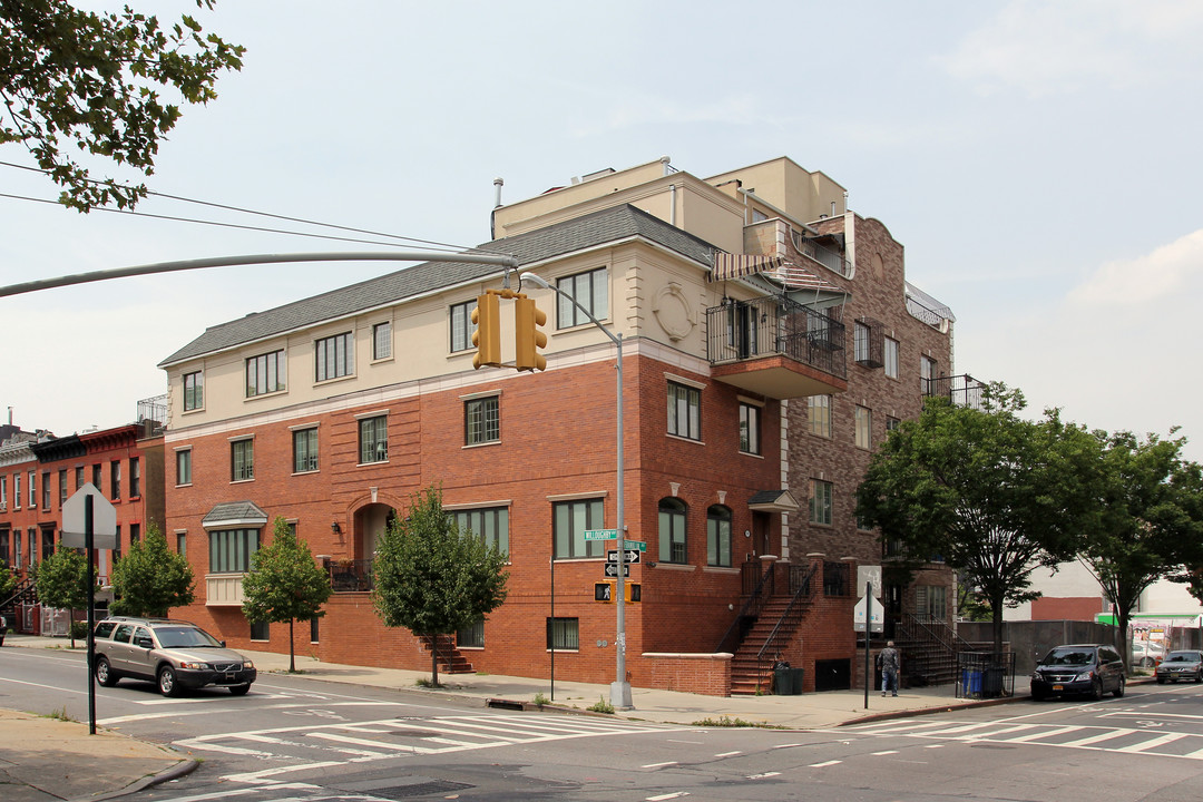 190 Franklin Ave in Brooklyn, NY - Building Photo