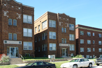 Bel-Air in Lincoln, NE - Foto de edificio - Building Photo