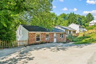 30 East E Street in Brunswick, MD - Foto de edificio - Building Photo