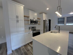 25 Lowell St in Manchester, NH - Building Photo - Building Photo