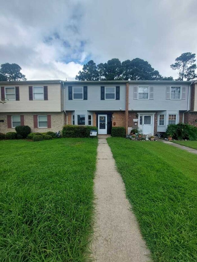 804 Biltmore Dr in Virginia Beach, VA - Building Photo - Building Photo