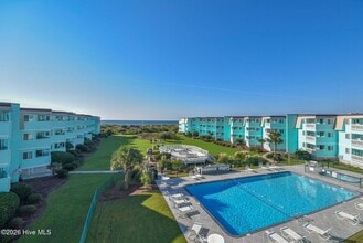 301 Commerce Way, Unit 329 in Atlantic Beach, NC - Building Photo - Building Photo