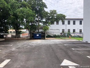 1130 NW 62nd St-Unit -1 in Miami, FL - Building Photo - Building Photo