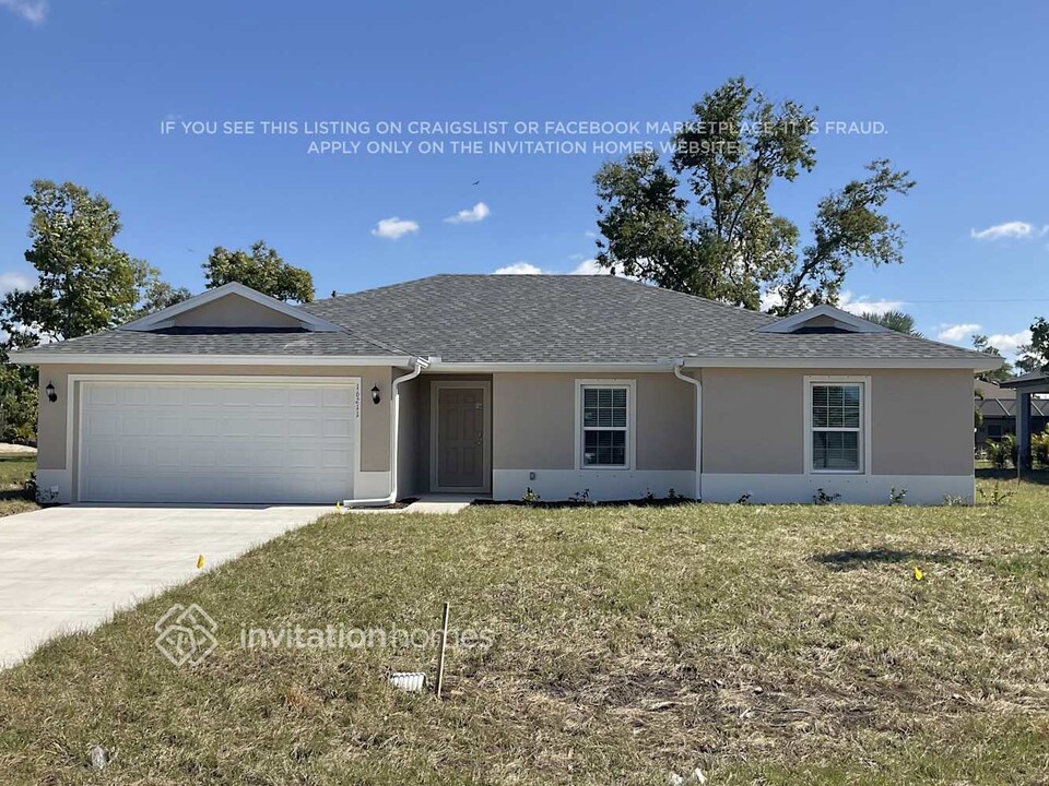 16211 Maya Cir, Unit Master in Punta Gorda, FL - Building Photo