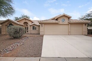 8915 N Veridian Dr in Tucson, AZ - Building Photo