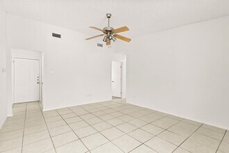 7908 Peaceful Hill Ln in Austin, TX - Building Photo - Building Photo