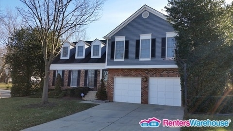 property at 1213 Golf Course Dr