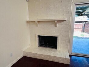 4811 Rollingwood Ct in Garland, TX - Building Photo - Building Photo