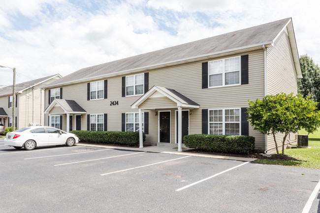 Hamlet Square Townhomes