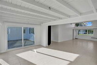 2587 NE 199th St in Miami, FL - Building Photo - Building Photo