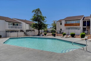 Tides at North Paradise in Las Vegas, NV - Building Photo