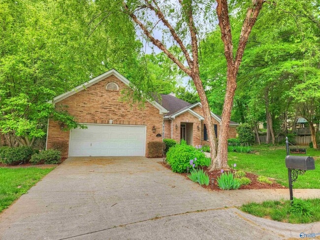 property at 93 Fernbrook Ct