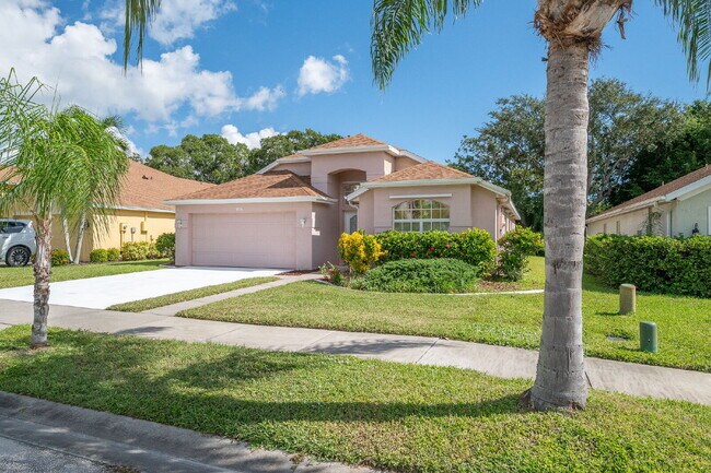 1634 Sun Gazer Dr in Rockledge, FL - Foto de edificio - Building Photo