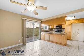 7862 Speer Drive in Huntington Beach, CA - Building Photo - Building Photo