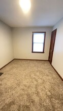 2208 S Beacon St in Muncie, IN - Foto de edificio - Building Photo