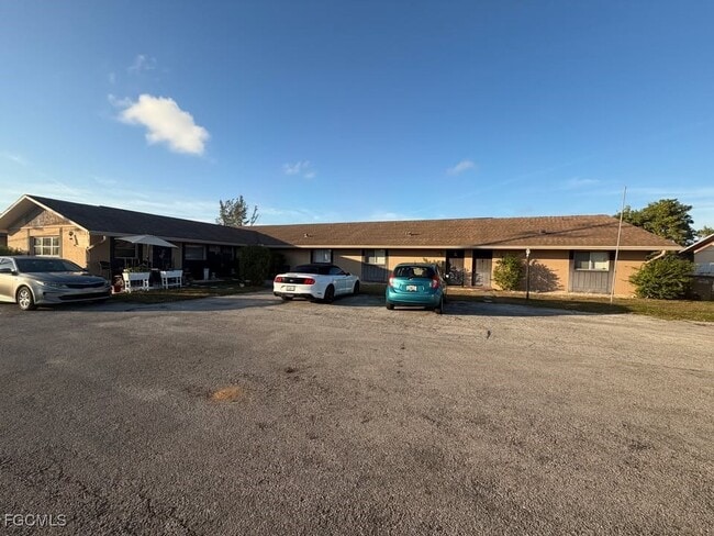 property at 817 Gleason Pkwy