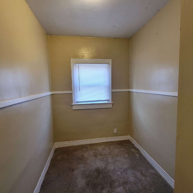 222 N Pershing Ave in Indianapolis, IN - Building Photo - Building Photo