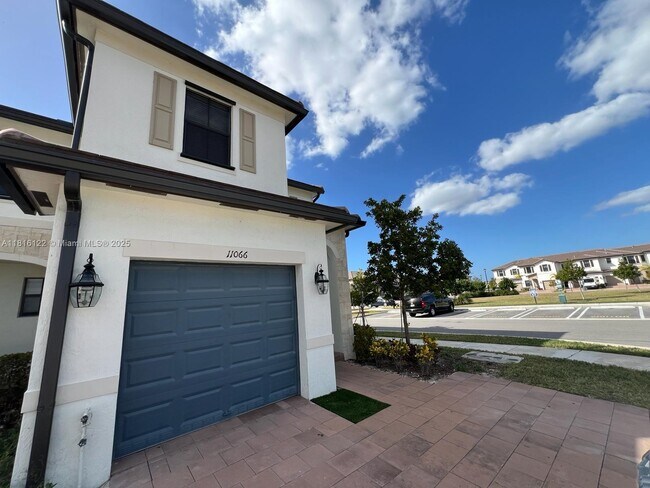 property at 11066 W 33rd Ln
