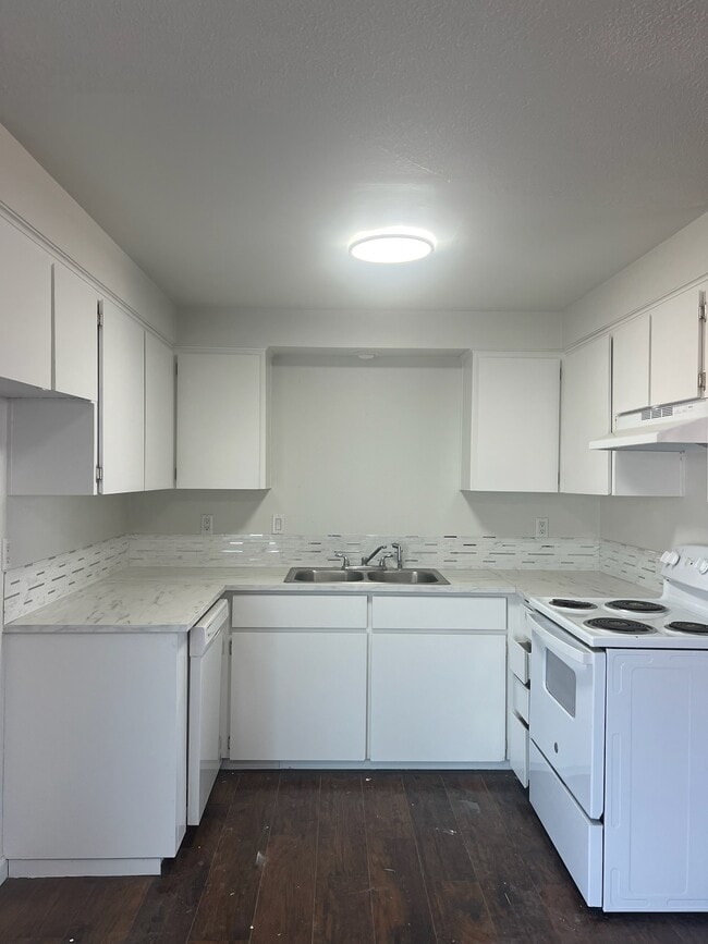 13110 NE Kerr Rd, Unit A