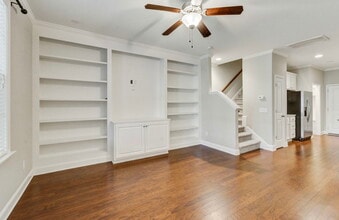 2005 Kings Gate Ln in Mount Pleasant, SC - Foto de edificio - Building Photo