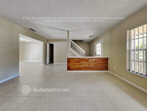 1623 Palm Leaf Dr in Brandon, FL - Building Photo - Building Photo