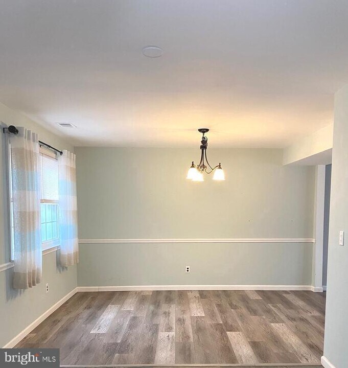 334 Laurel Dr in Collegeville, PA - Building Photo