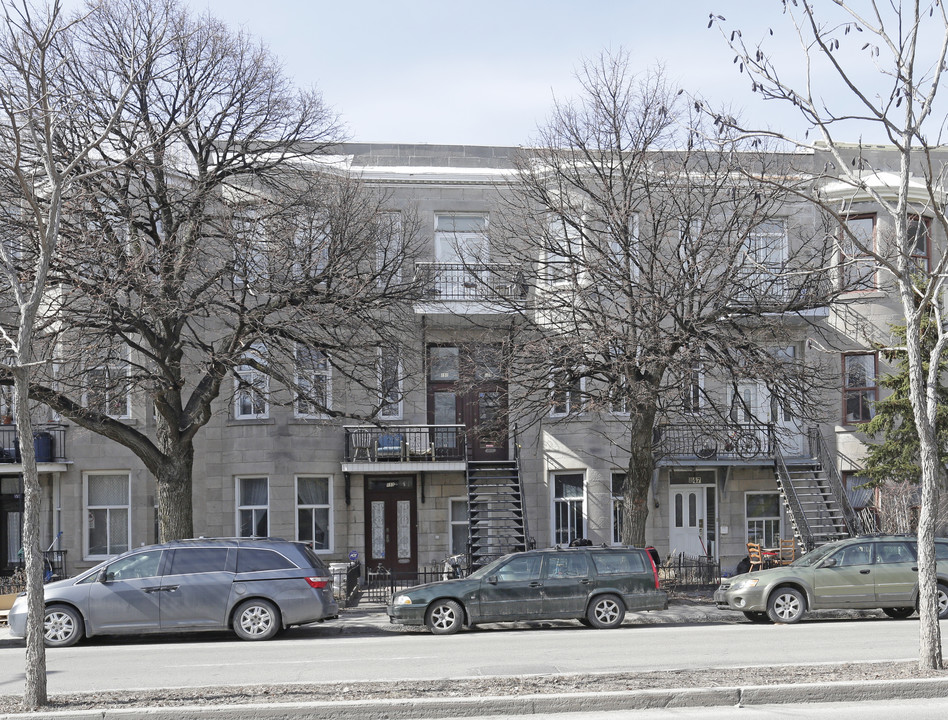 143-153 Saint-Joseph O in Montréal, QC - Building Photo